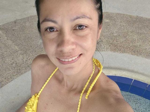 MelissaBaud - Sexe cam en vivo - 25407265