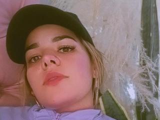 KatalinaCruz - Live sex cam - 25409769