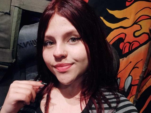 SophieHill - Live sex cam - 25410297