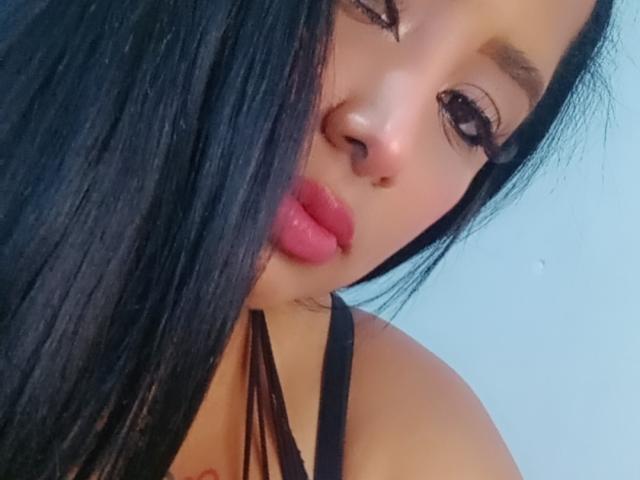 MariaCatalina - Live sex cam - 25415025