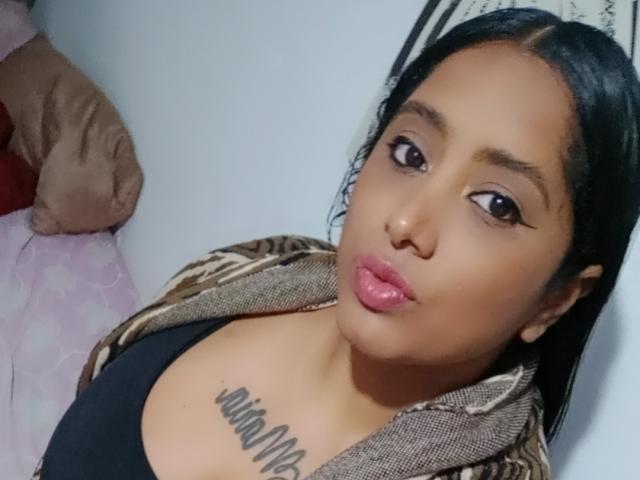 MariaCatalina - Live sex cam - 25415173