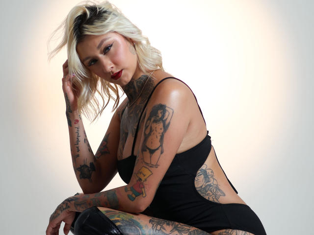 RachellGrey - Live porn &amp; sex cam - 25416393