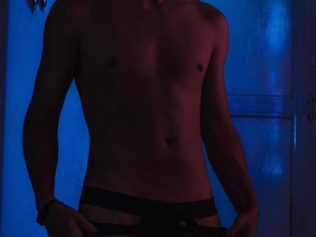 Dareck - Live sex cam - 25417629