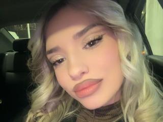 ArianaSparkle - Sexe cam en vivo - 25418713