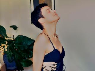 FrancaiseEloPhoenix - Live porn &amp; sex cam - 25422697