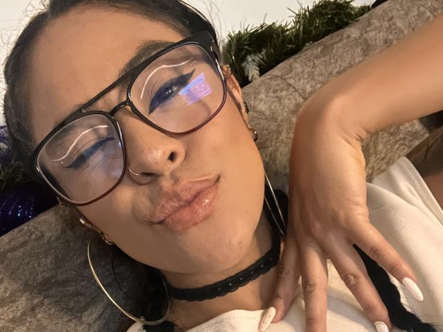 StellaBeckker - Live sex cam - 25423985
