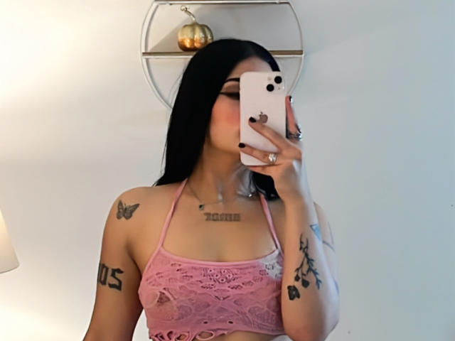NatallieBlue - Live Sex Cam - 25424253