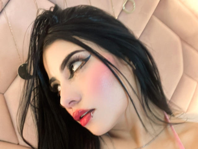 NatallieBlue - Live Sex Cam - 25424257