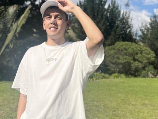 AndresHotGuy - Live sexe cam - 25427717