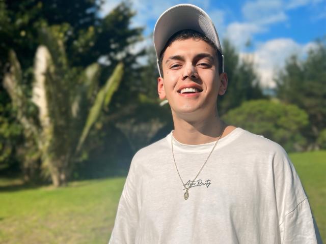 AndresHotGuy - Sexe cam en vivo - 25427753