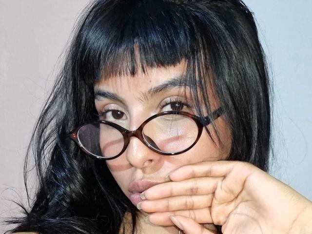 AdaWalton - Live sex cam - 25428037