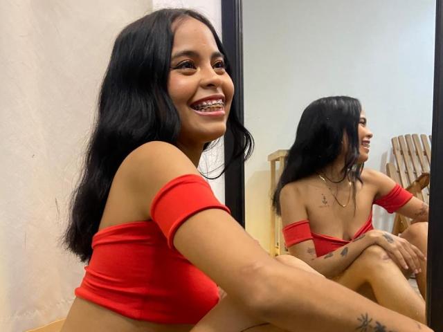 BellaLena - Live sex cam - 25428397