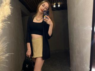 QueenKiss - Live sex cam - 25430849