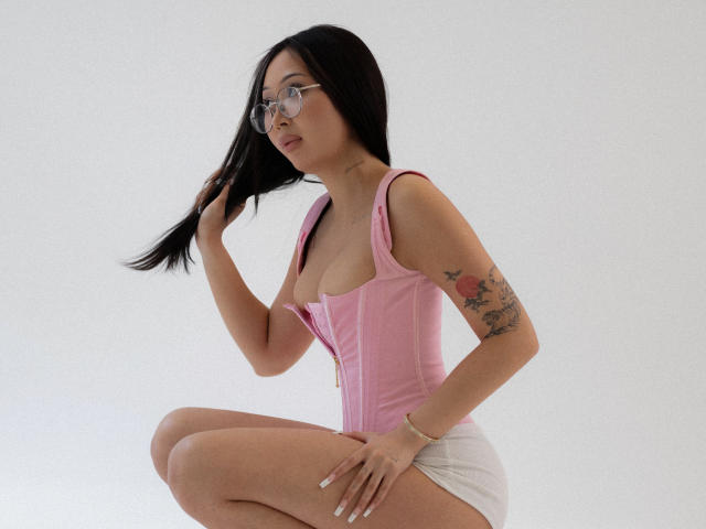 NaomiAsian - Live sex cam - 25431805