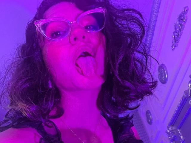 AlisonFiisher - Live Sex Cam - 25433741