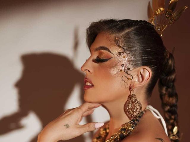 lizzyMontana69 - Live sexe cam - 25437517