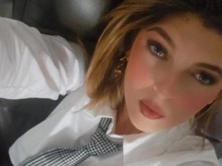 lizzyMontana69 - Live sexe cam - 25437641