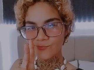 AnaRoa - Live Sex Cam - 25437709