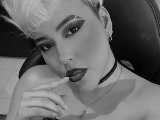 DakotaWolfy - Live sexe cam - 25442209