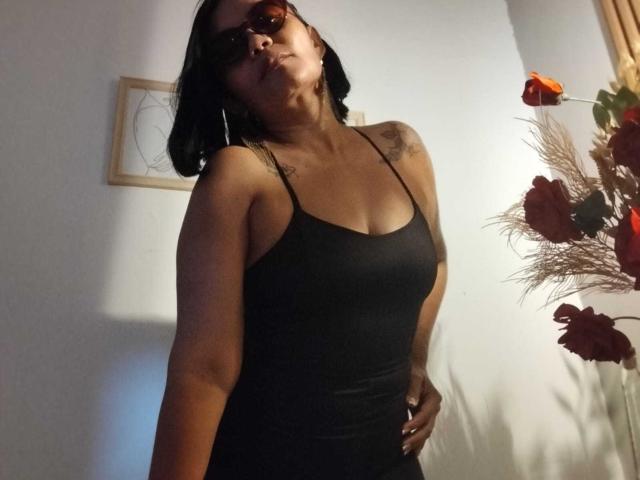 ExoticLyla - Live porn &amp; sex cam - 25442385