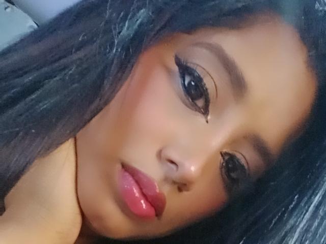 MariaCatalina - Sexe cam en vivo - 25442513
