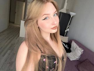 KittenKiss-hot - Live sex cam - 25444613