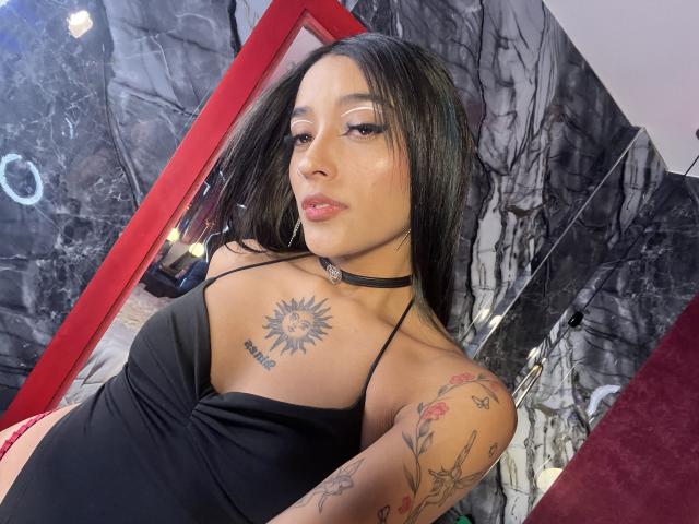 SalomeMille - Live Sex Cam - 25447161