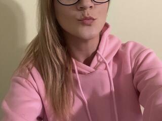 SarahFontain - Live porn &amp; sex cam - 25448981