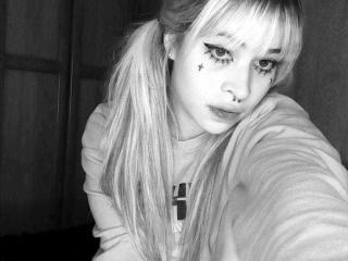 LilyMeganX - Live Sex Cam - 25449877