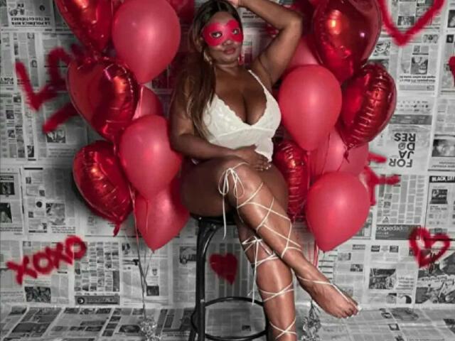 SweetBusty - Live sex cam - 25450957