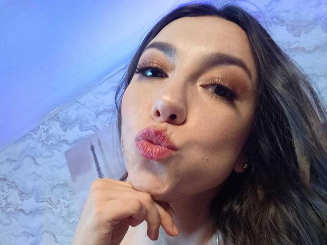 MiaReed - Live Sex Cam - 25451177