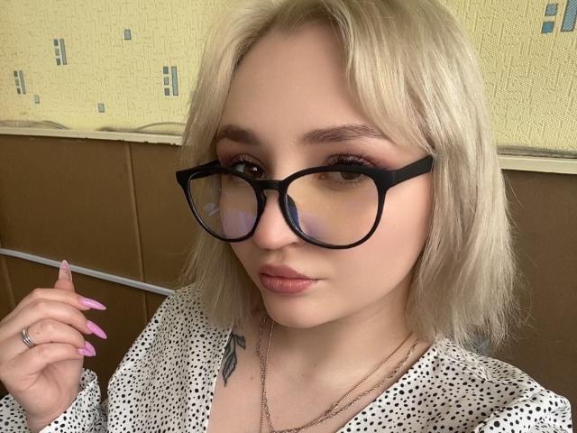 WendyMoira69 - Live Sex Cam - 25451421