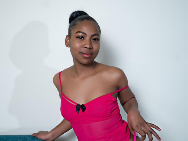 AriianaBlake - Live sex cam - 25454641