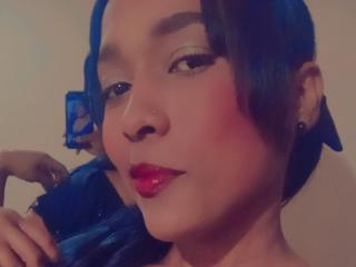 EvelyneBonnet - Live sex cam - 25457897