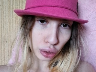 ElzaKomx - Live porn &amp; sex cam - 25458709