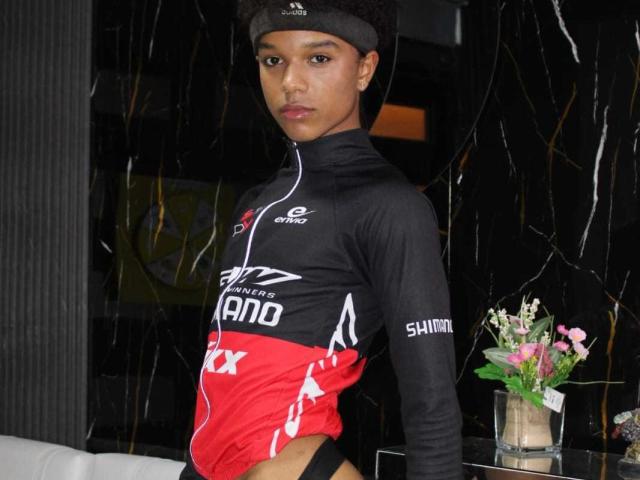 LiamMiranda - Live Sex Cam - 25459477