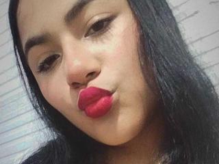 ChloesAmour - Live sex cam - 25460397