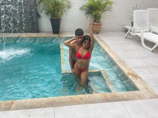 RileyAndChriss - Live sex cam - 25465105