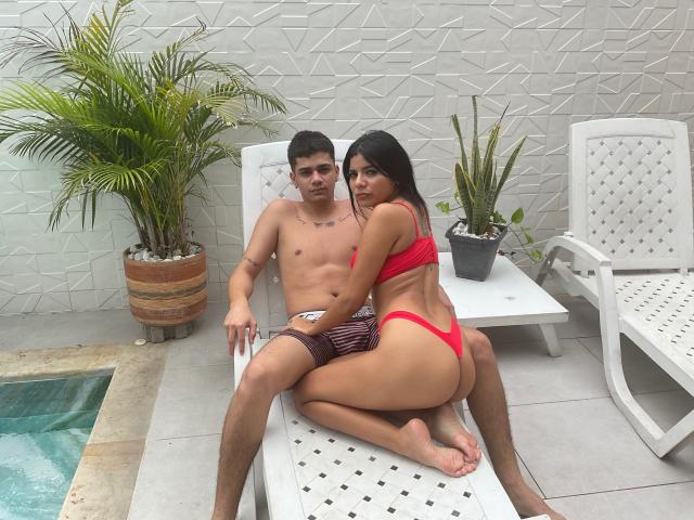 RileyAndChriss - Sexe cam en vivo - 25465201