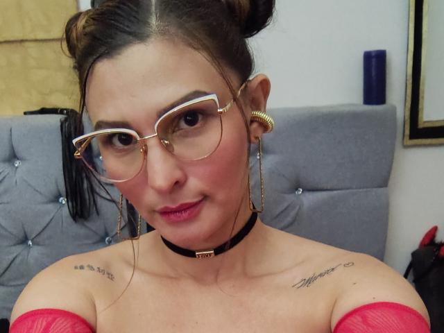 SachaClinford - Live sex cam - 25465245