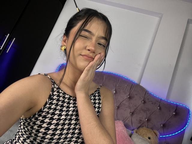 DeisyWest - Live sex cam - 25472561