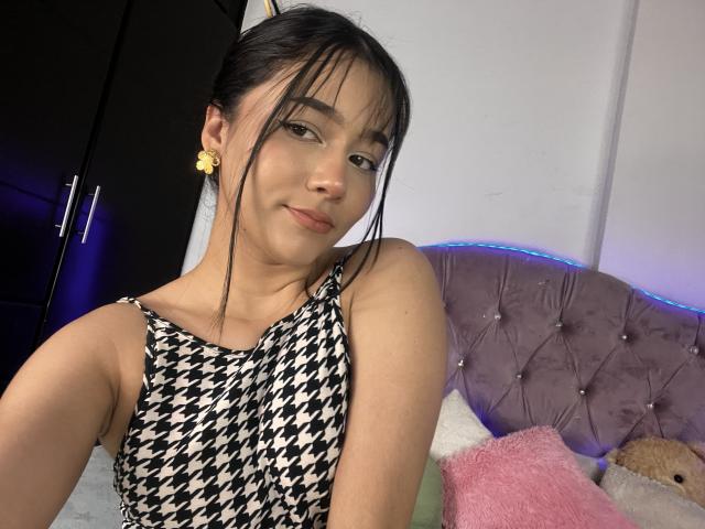 DeisyWest - Live porn &amp; sex cam - 25472565