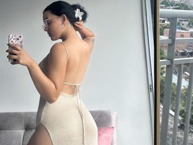 SofiaBrowm - Élő pornó és szexkamera - 25473861