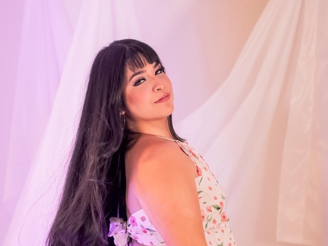 AntonelaPark - Live Sex Cam - 25473909