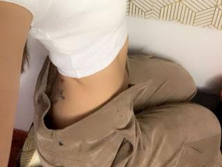LissyHoffman - Live porn &amp; sex cam - 25477313