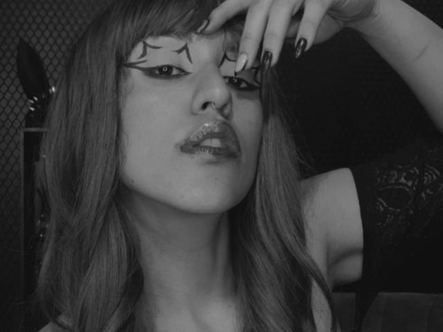KaylinKrof - Porno na żywo i seks kamera - 25477949