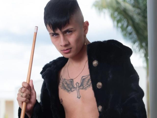 FredyOfficial - Live porn &amp; sex cam - 25479849