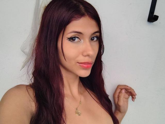 DanikaSerov - Live porn &amp; sex cam - 25480629