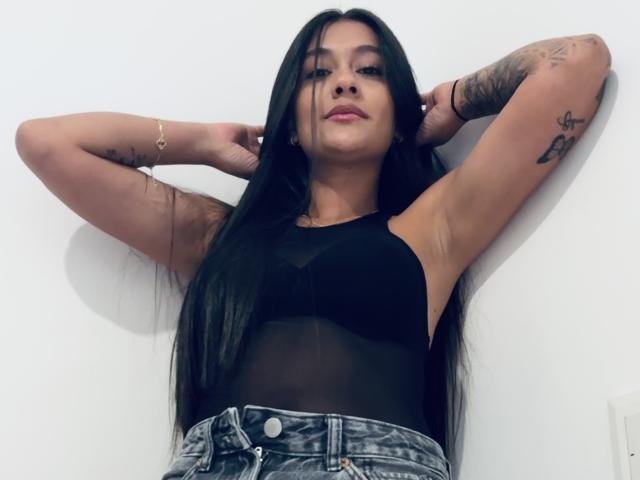 ThaliaAres - Live sex cam - 25482193