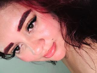 DaniielaaCorrtazaar - Live sex cam - 25483621